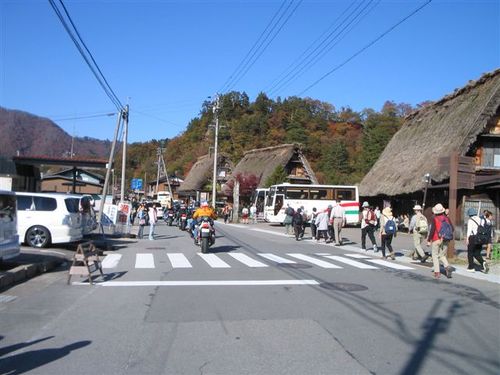 白川郷突入