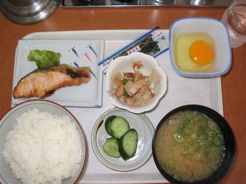 集合場所の朝食