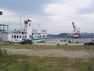 フェリー乗り場風景